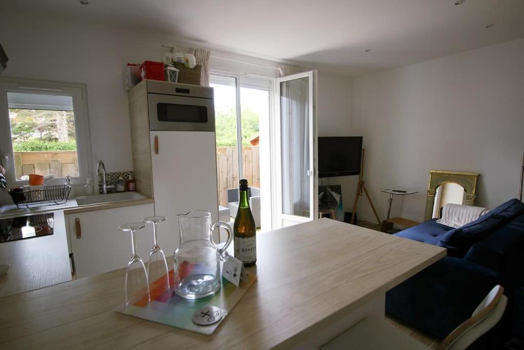 Appartement Avec Terrasse Privee, Plage A Pied Saint-Aubin-Sur-Mer  Buitenkant foto